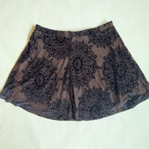 LA Hearts Purple Velvet Flare Mini Skirt - Picture 6 of 8